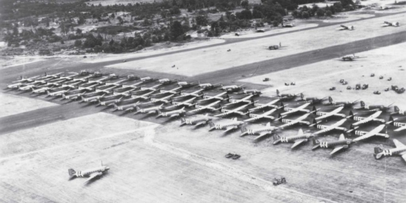 Feature image Images of gliders on Aldermaston airfield lined up in 1944